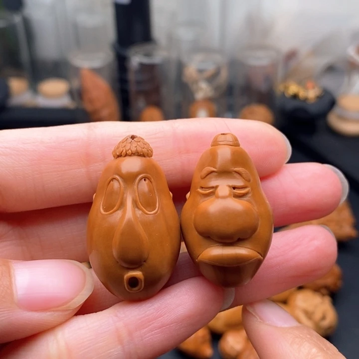 *****橄榄核吊坠表情包