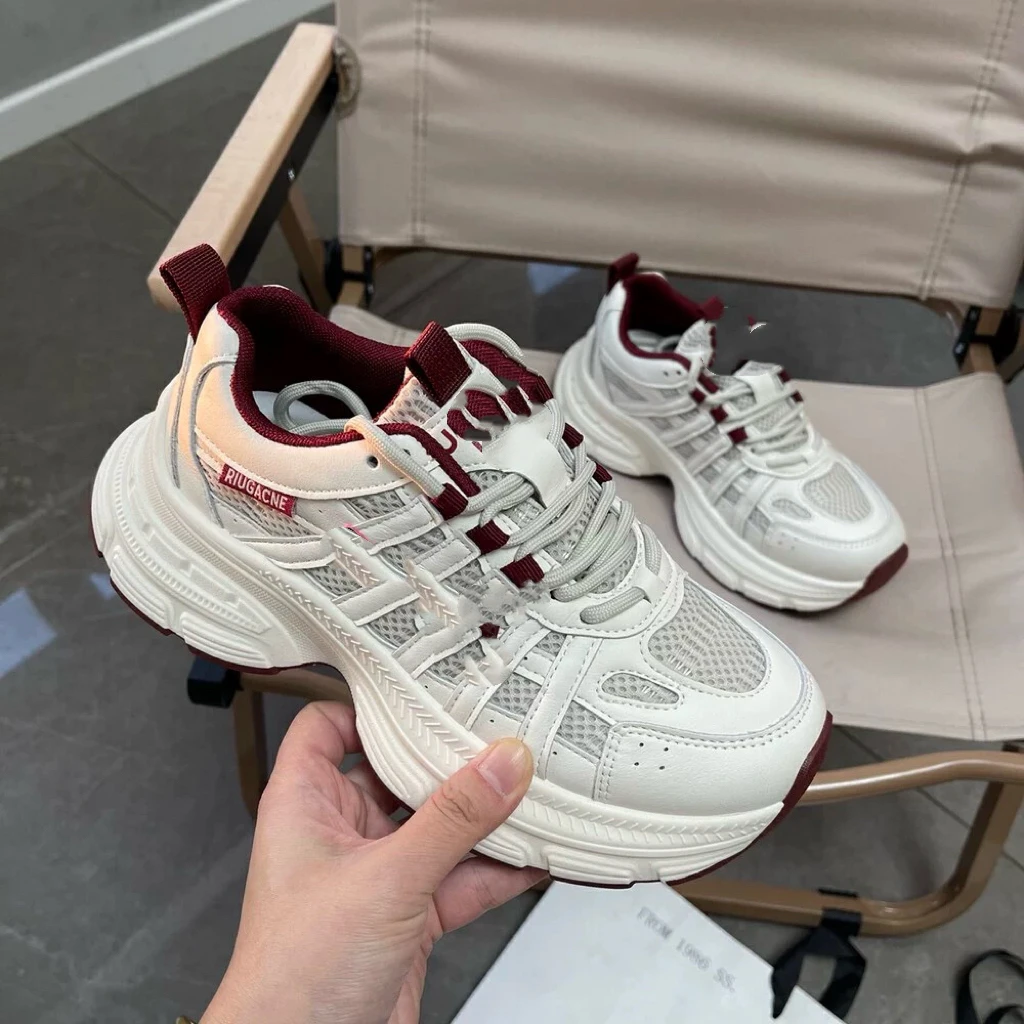 2025年新款的运动老爹鞋1210