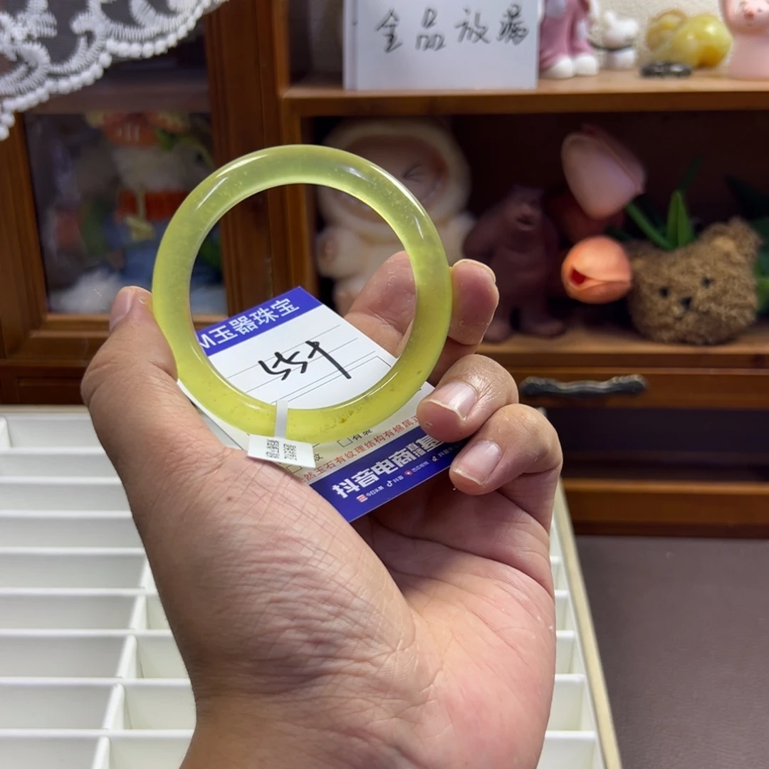 蛇纹石玉未镶嵌手镯570