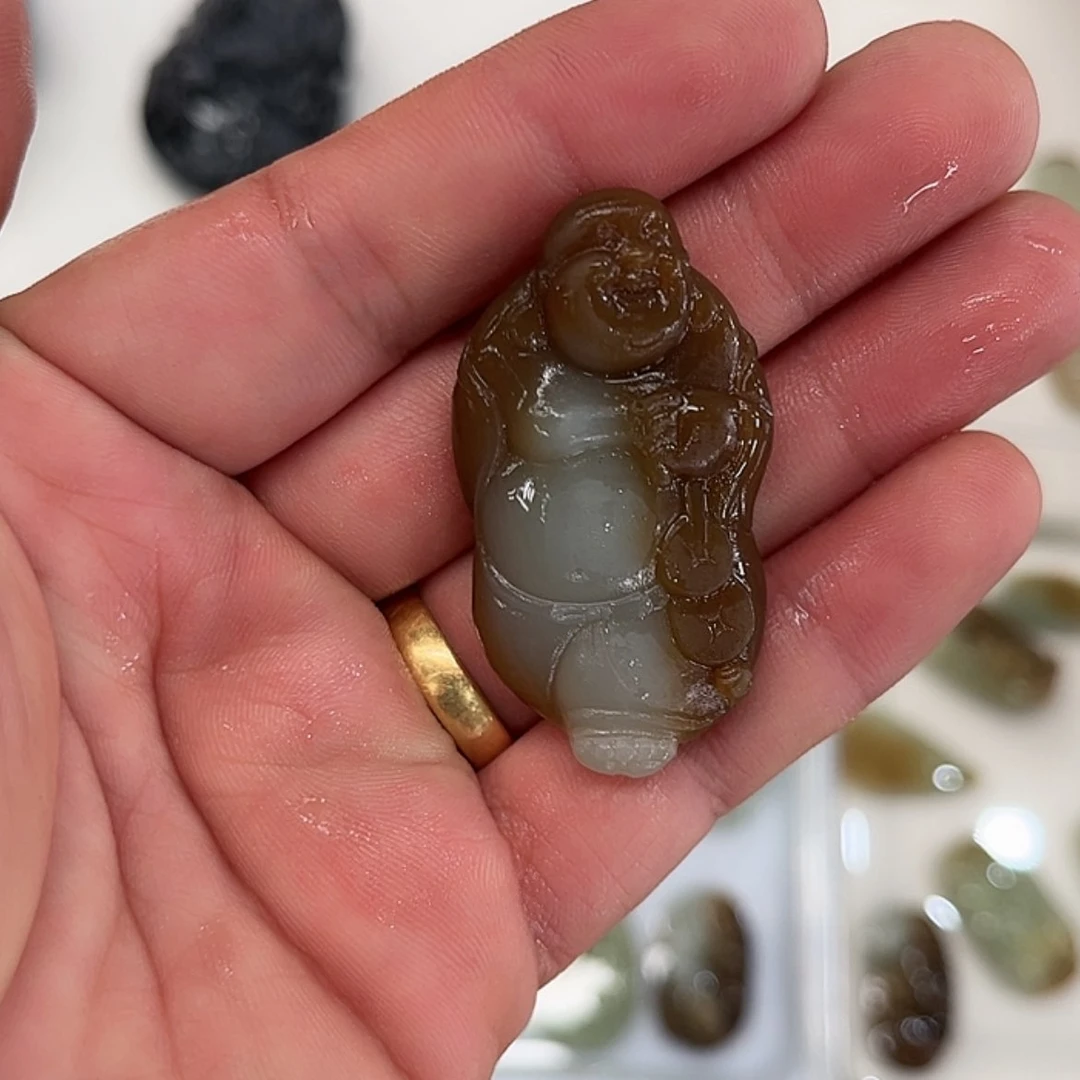 【闪购商品】颈饰未镶嵌和田玉（糖玉）