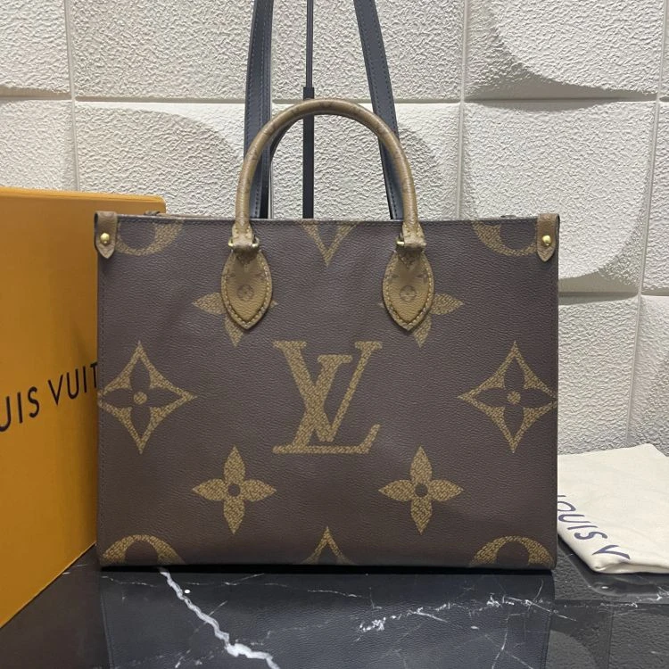 95新/路易威登/C14041288077/[MQR1207B007]