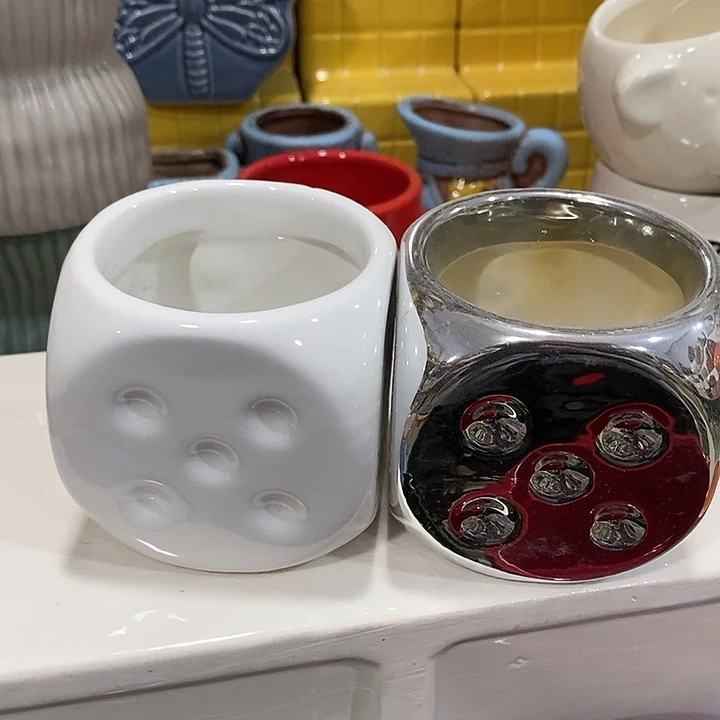 陶瓷花盆有孔 瑕疵介意勿拍