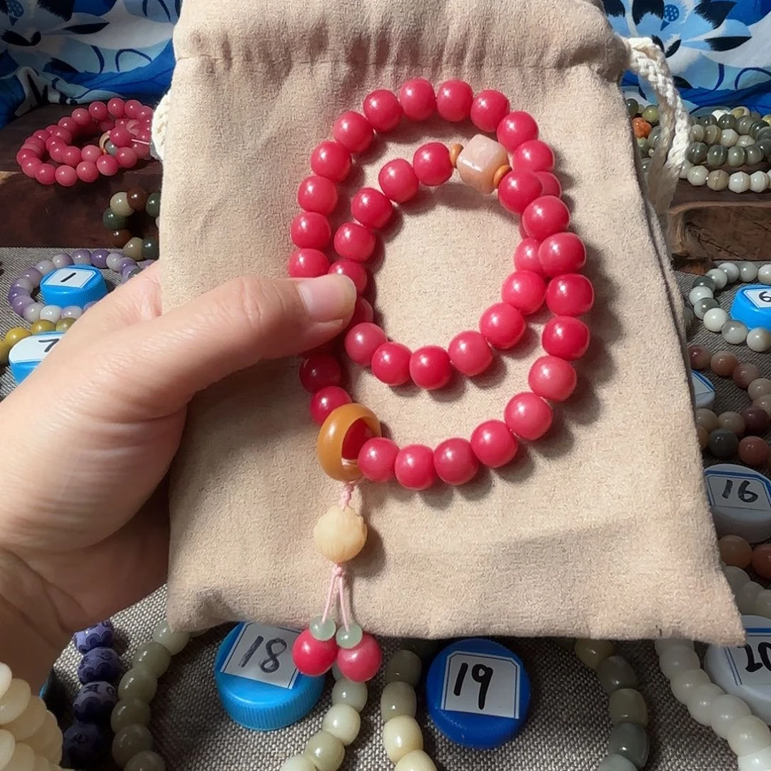 吊坠菩提根/象牙果双圈手串