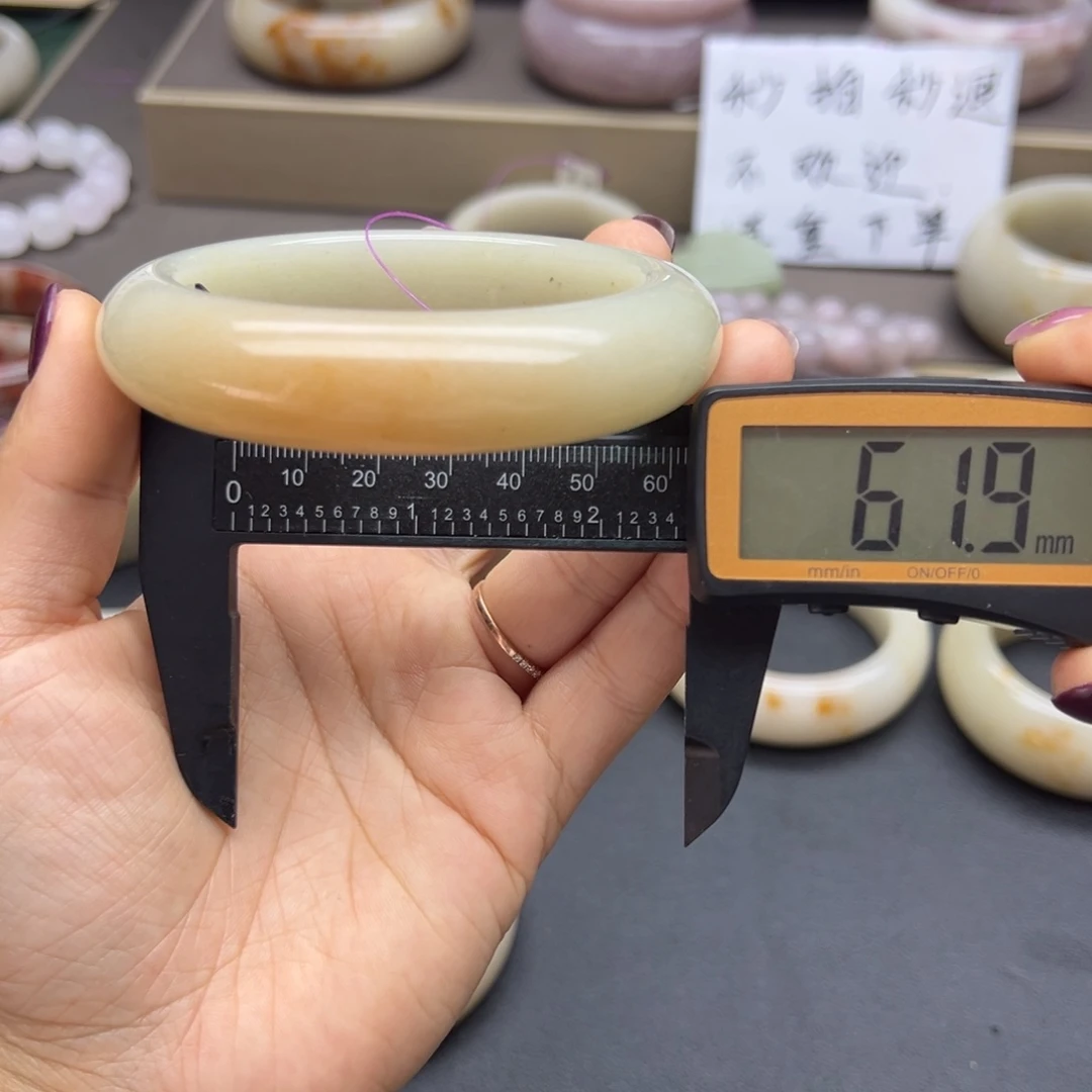 石英质玉（佘太翠）未镶嵌手镯手链吊坠