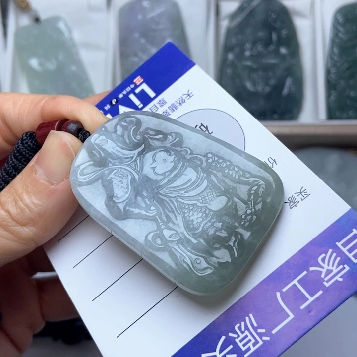 翡翠未镶嵌挂件翡翠