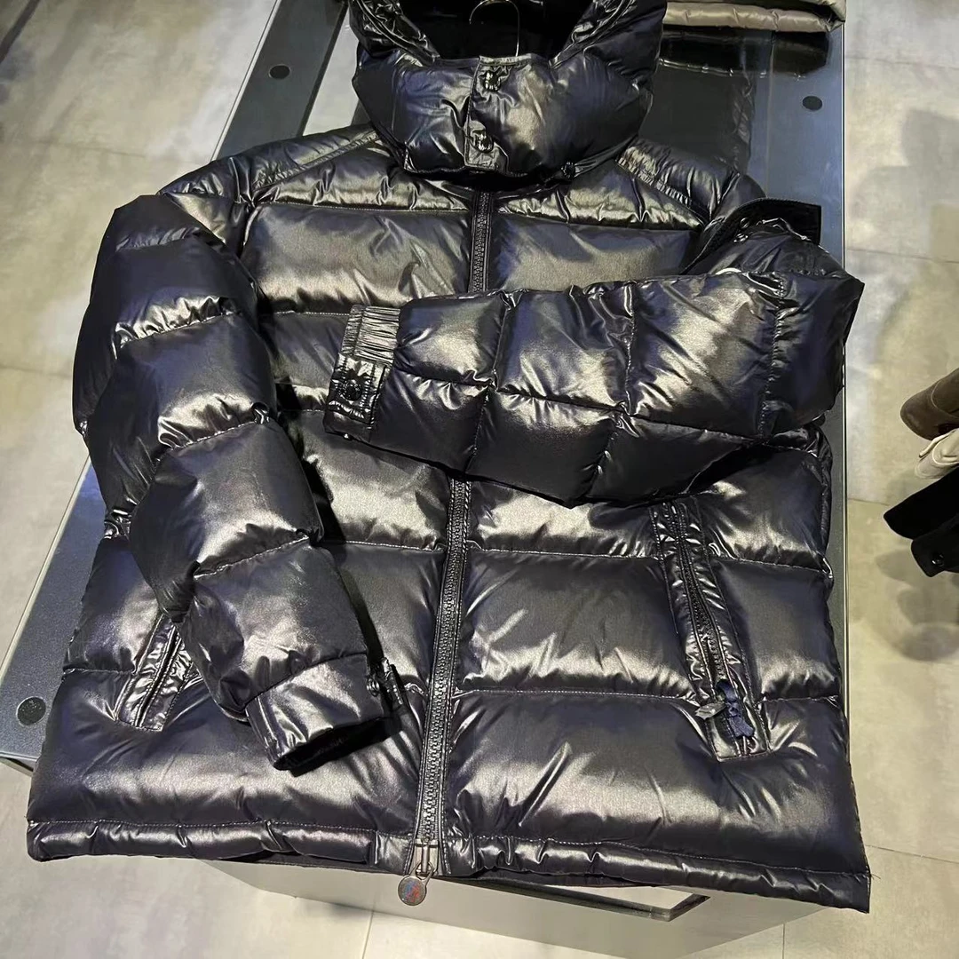 新款羽绒服男女通用-经典码雅