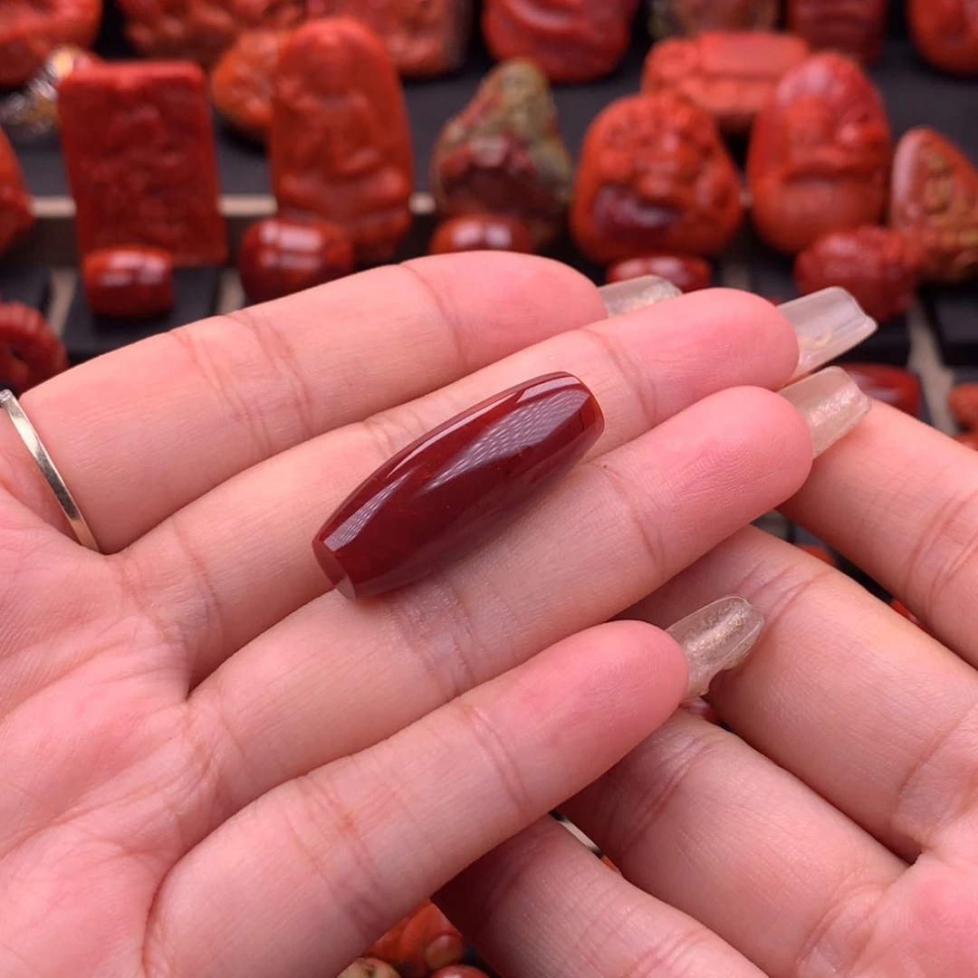 南红玛瑙南红川料原矿牛血火焰筒珠12mm未镶嵌