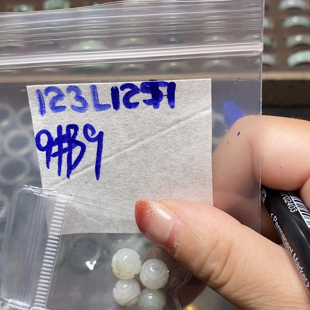 未镶嵌定制翡翠翡翠