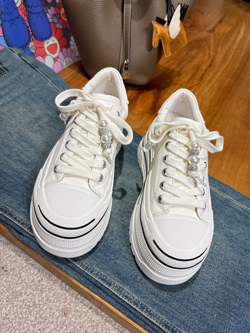 2025年开口笑小个子运动休闲鞋时尚潮流厚底增高百搭松糕欧货女鞋