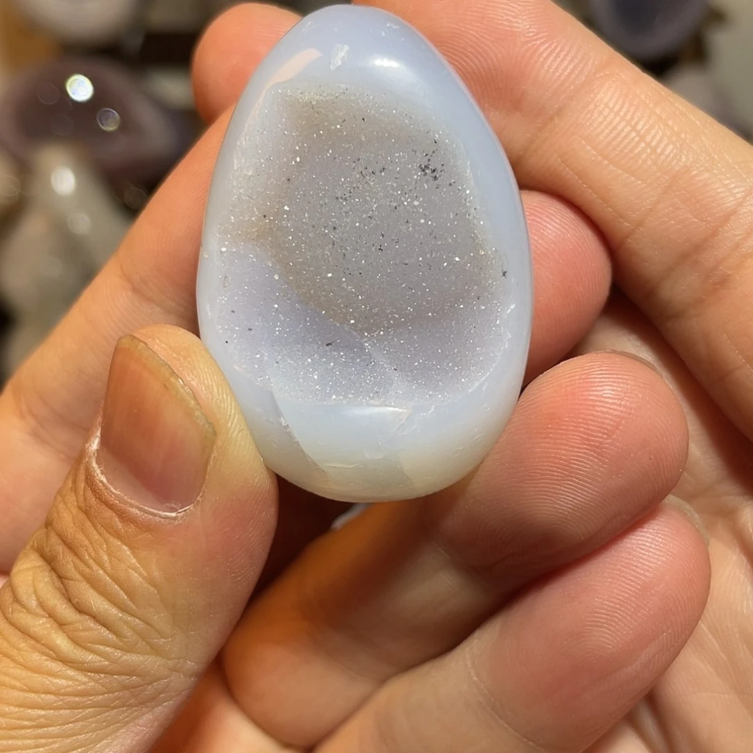 未镶嵌水晶大型摆件（非配饰）