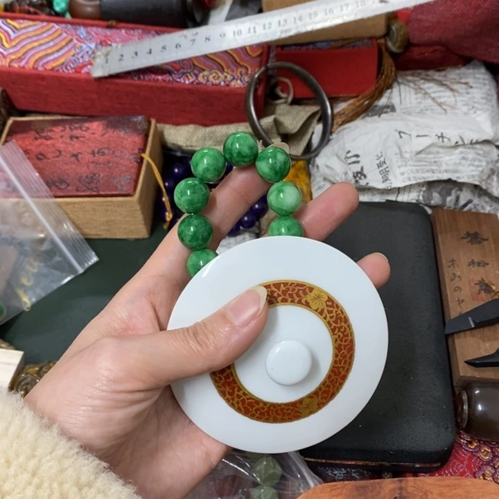 瓷片哈中古工艺品一件