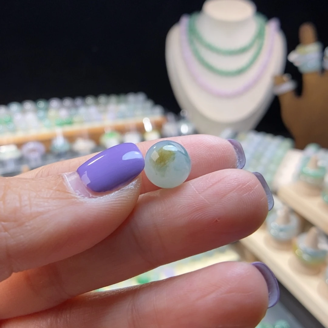 翡翠未镶嵌颈饰9.7飘花飘黄