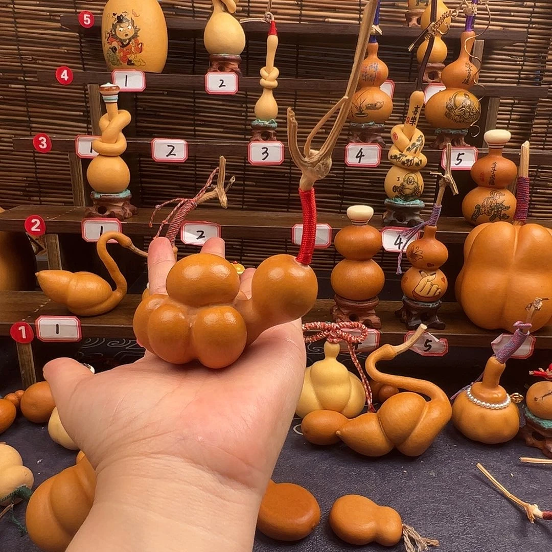 鞠***哈哈哈哈哈哈哈哈哈哈哈哈