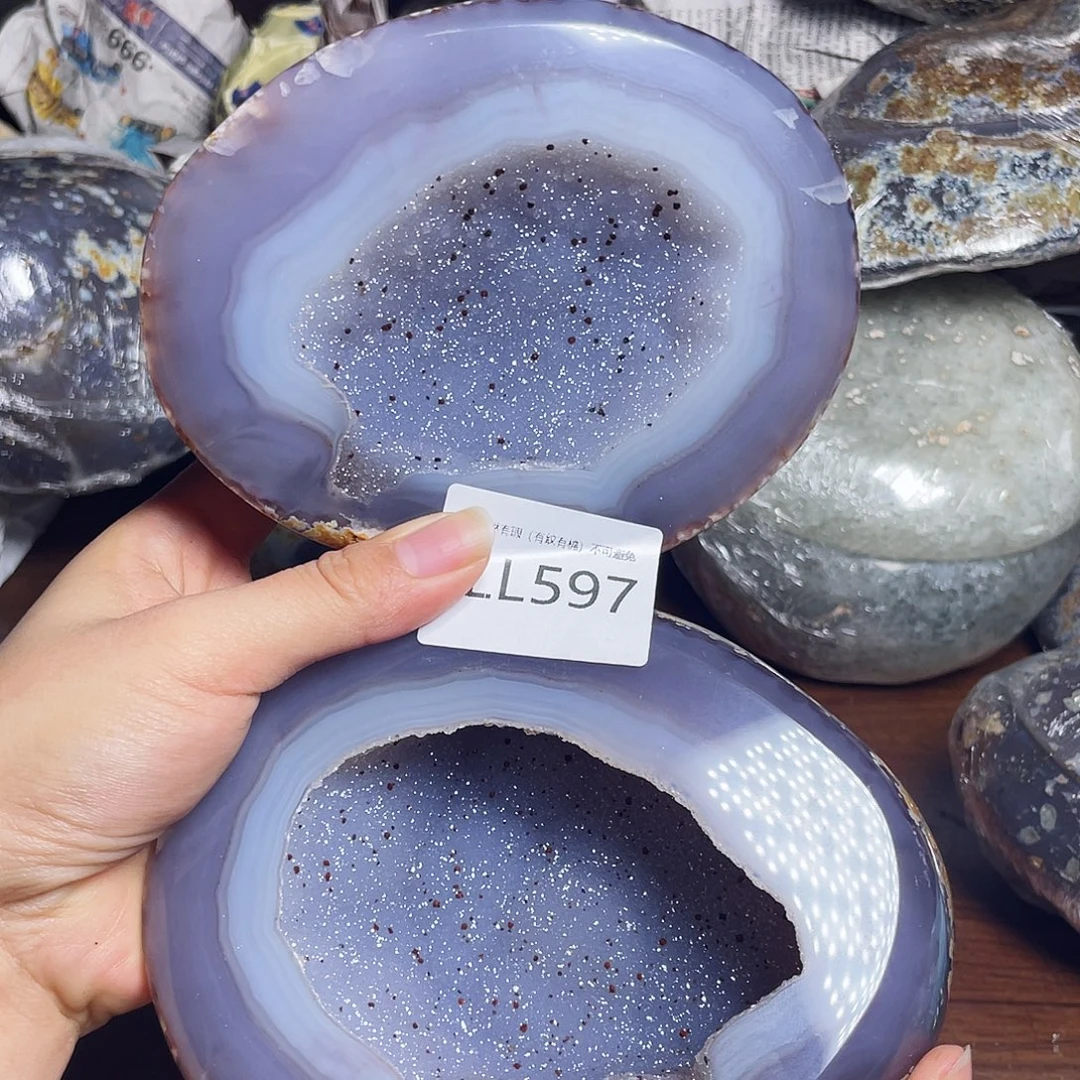 未镶嵌水晶大型摆件（非配饰）