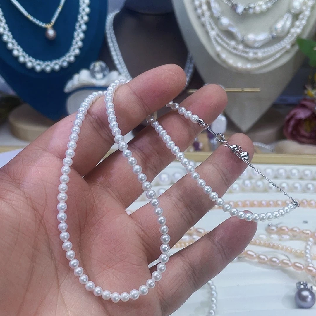 淡水珍珠颈饰银S925镶嵌小**意