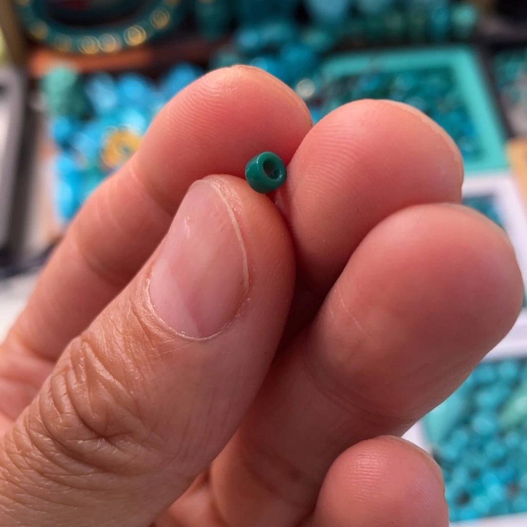 南红玛瑙未镶嵌颈饰