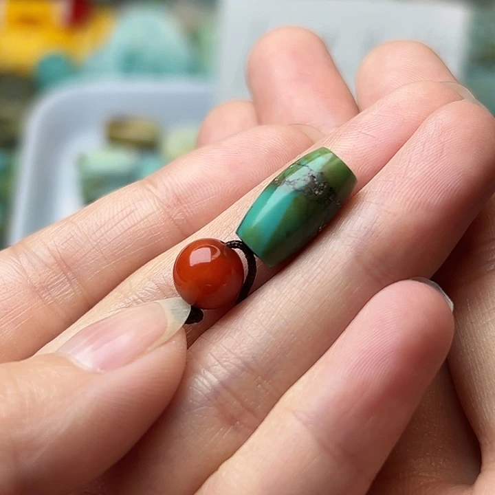 南红玛瑙未镶嵌颈饰