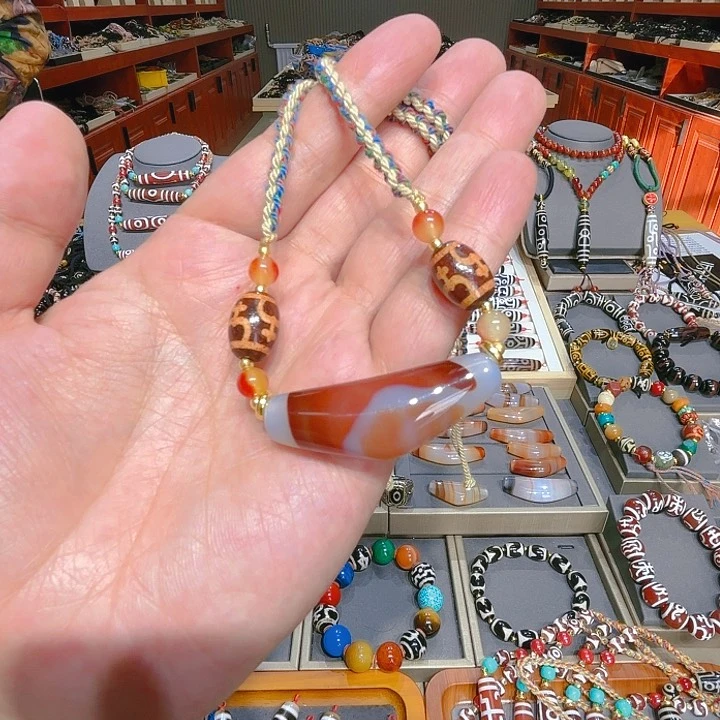 未镶嵌玛瑙/玉髓珠宝奇石