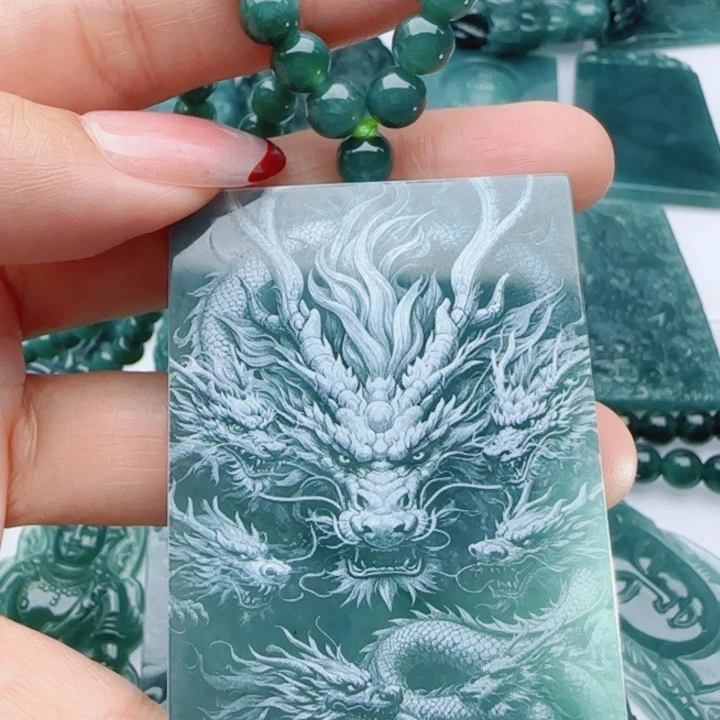 翡翠未镶嵌颈饰多样性发货天然A货翡翠