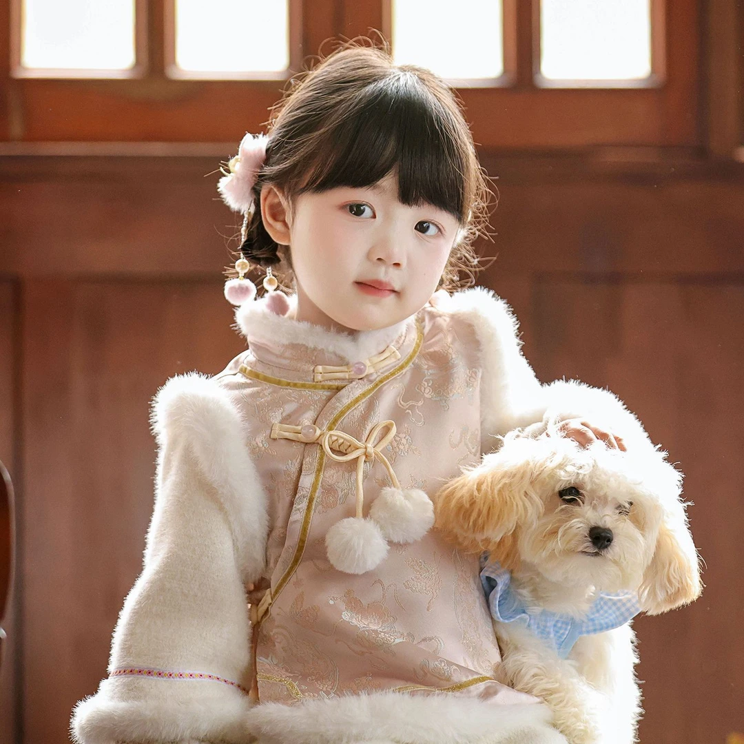 汉服女童新中式冬季套装2025新款古装儿童加绒加厚唐装宝宝过年服