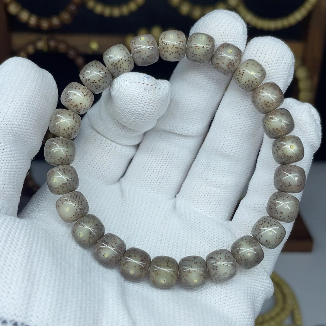 星月菩提吊坠柒9-8，5条单圈