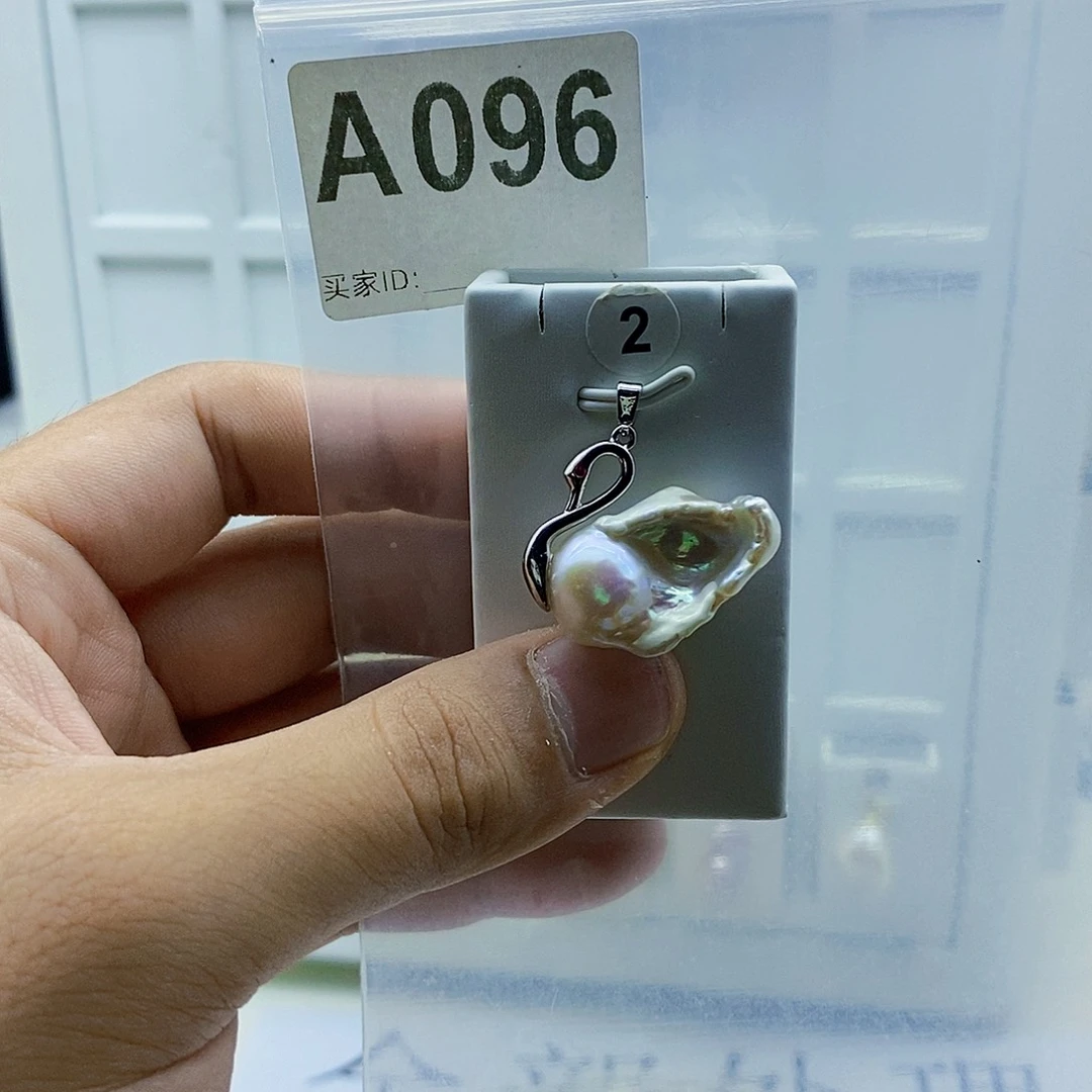 淡水珍珠颈饰合金
