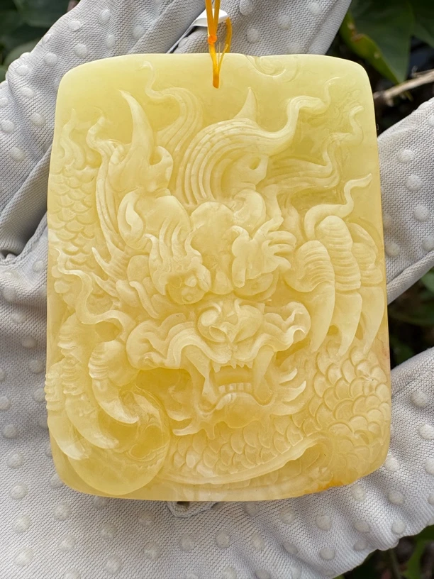 假一赔十，天然琥珀蜜蜡，蜜蜡雕刻龙牌，龙牌吊坠，编号90