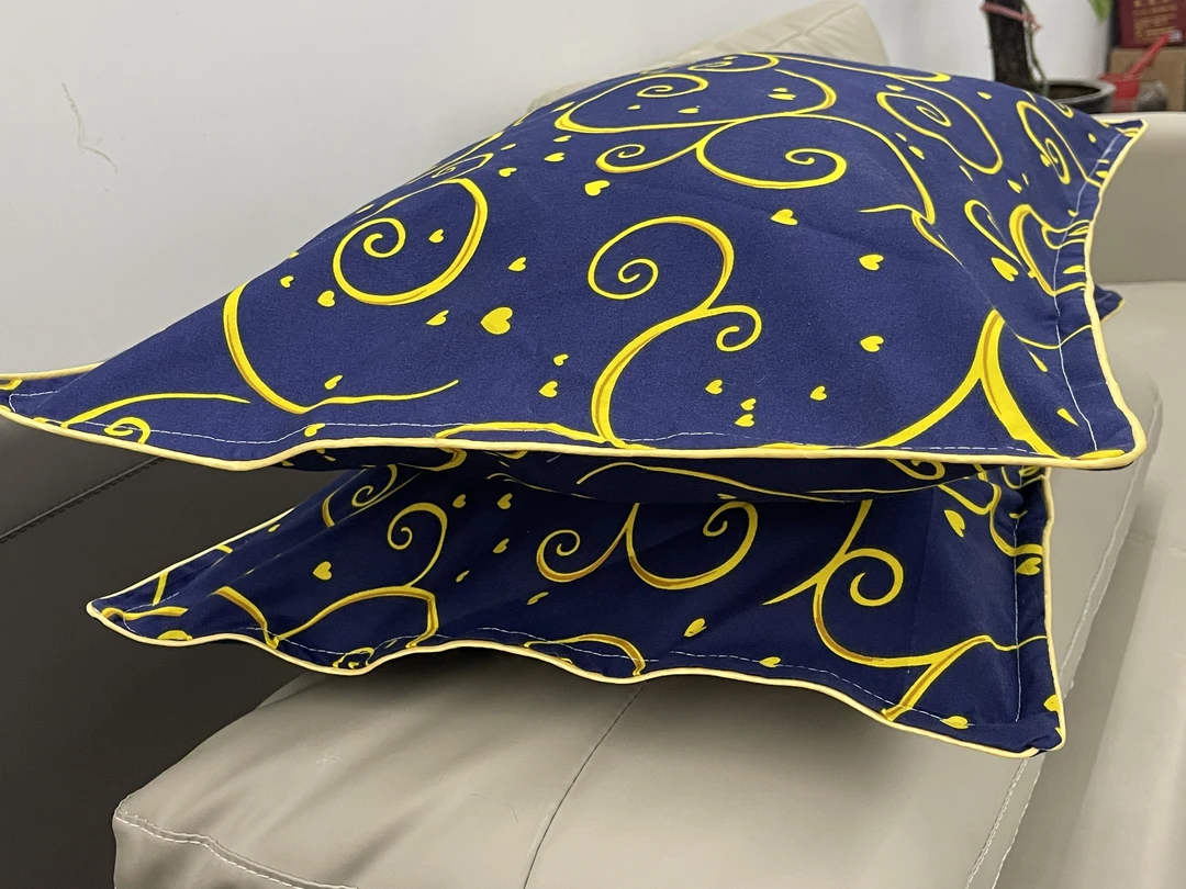 بىر جۈپ )يۆگۈمەچ ياستۇق قېپى )不掉色斜纹通用风景枕套，高档