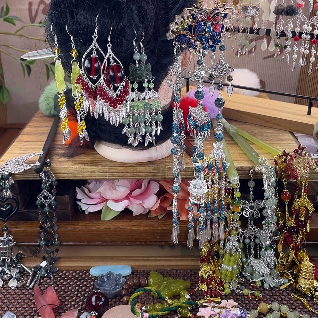 柠***狸蛇纹石玉合金发饰