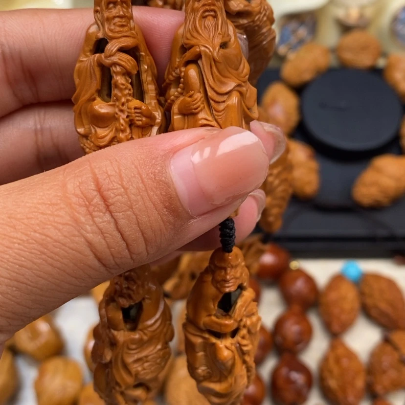 【闪购商品】橄榄核吊坠橄榄手工雕刻工艺