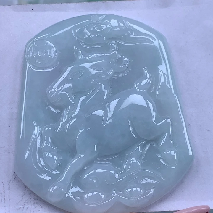 颈饰未镶嵌翡翠羊