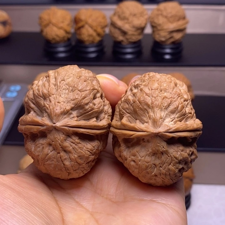 文玩核桃把件虎头蟾27