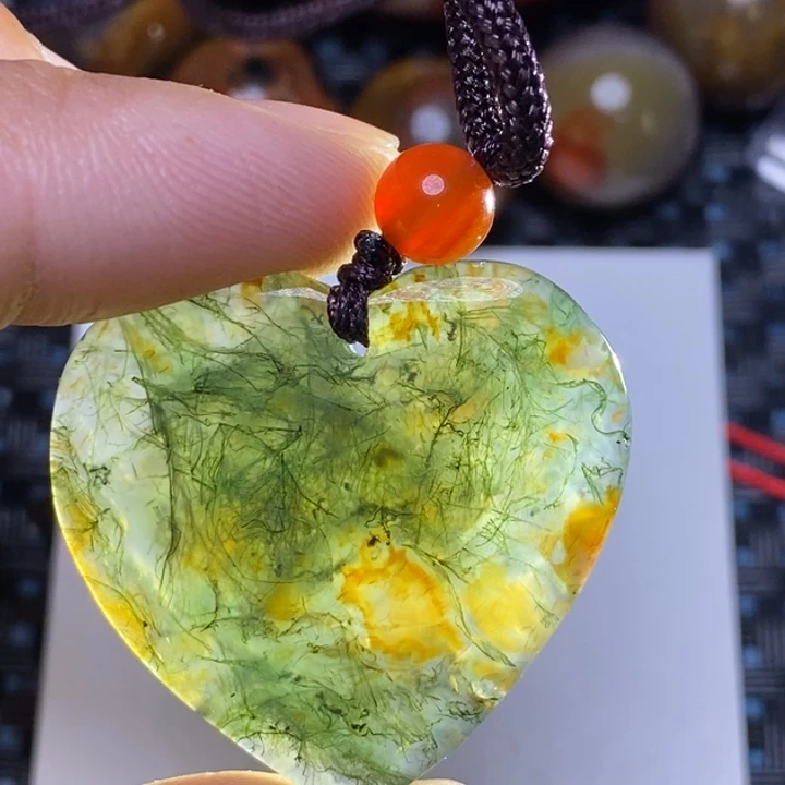 玛瑙/玉髓颈饰未镶嵌人**客