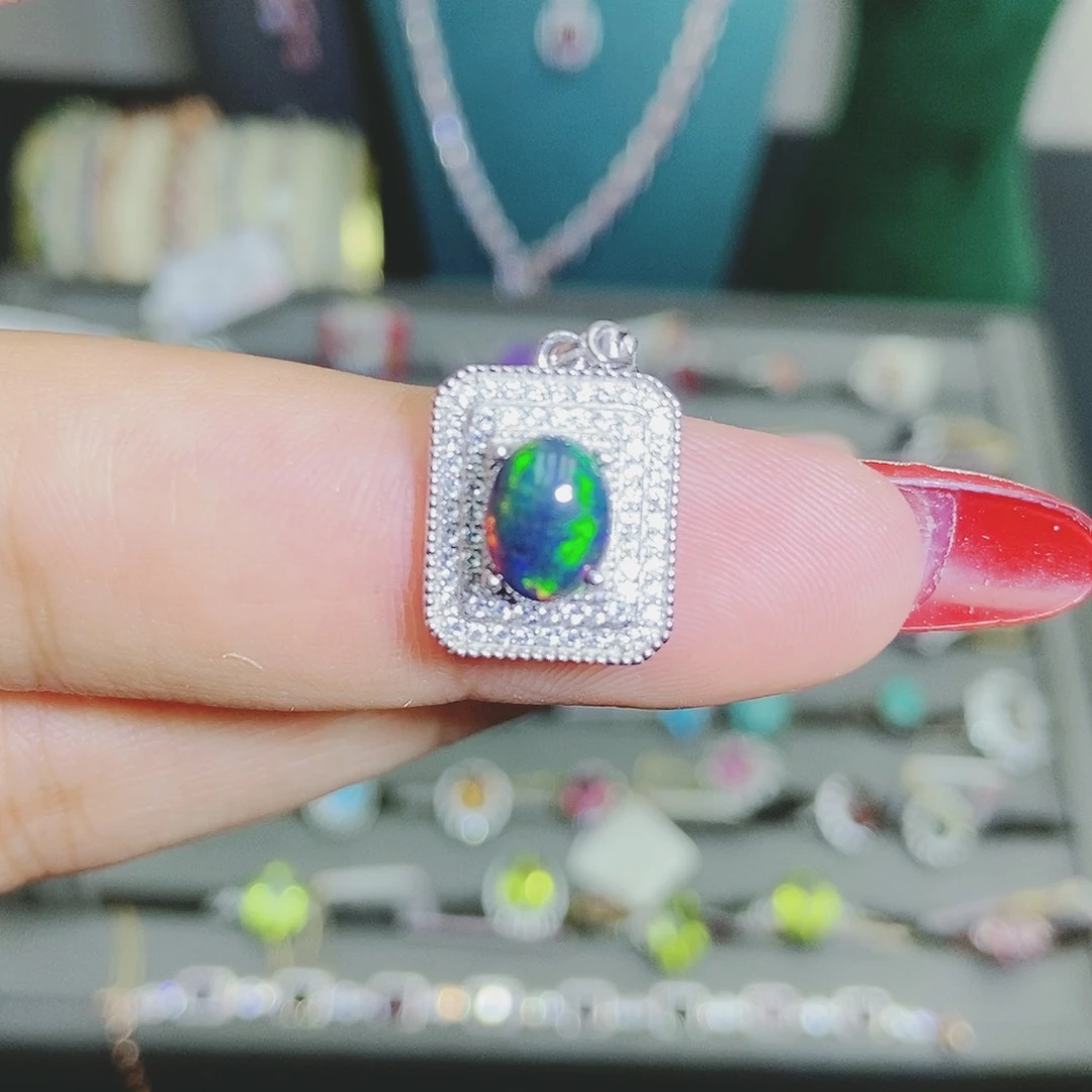 【闪购商品】银S925镶嵌欧泊吊坠(不含链)