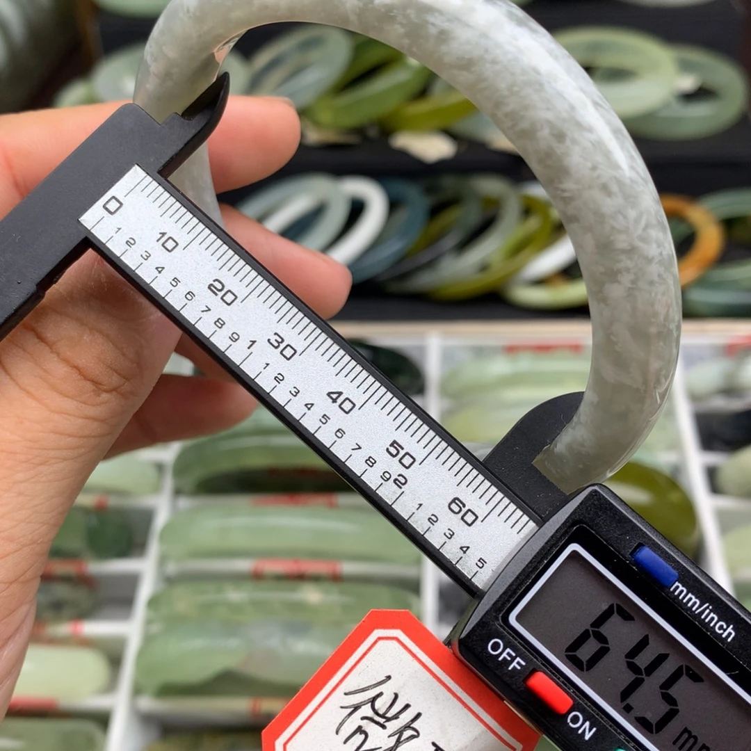 未镶嵌蛇纹石玉手镯834