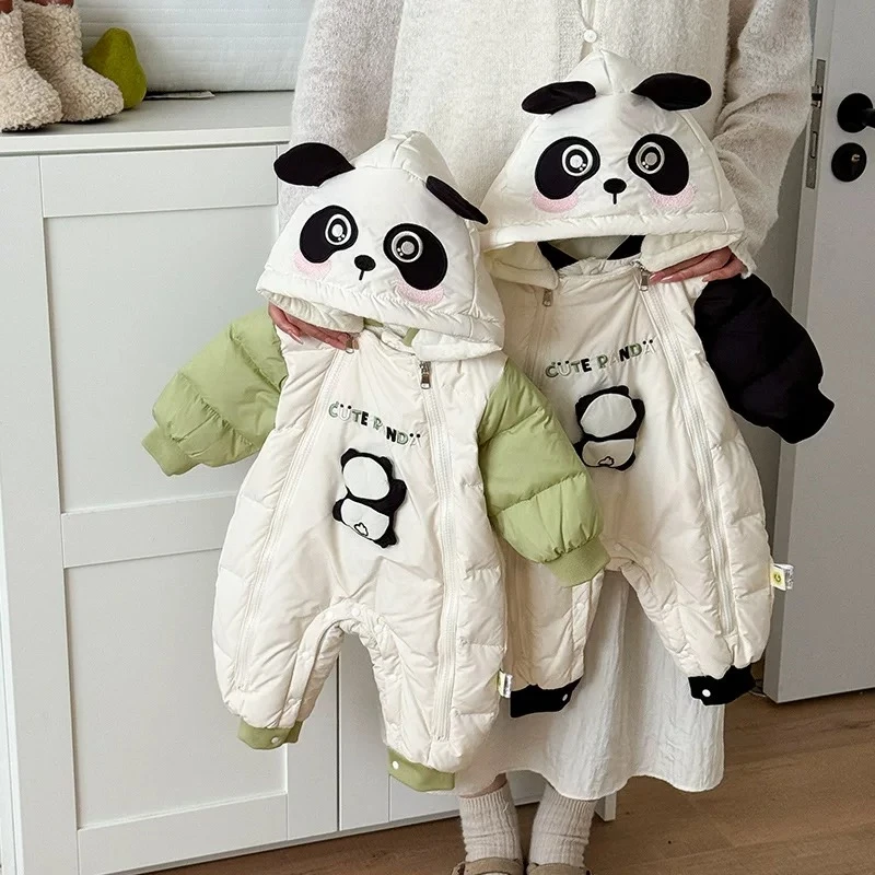 婴幼儿卡通保暖冬季新生白鸭绒连帽加厚双拉链趴趴熊猫羽绒服4617