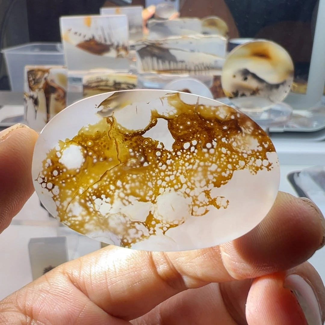 未镶嵌玛瑙/玉髓珠宝奇石