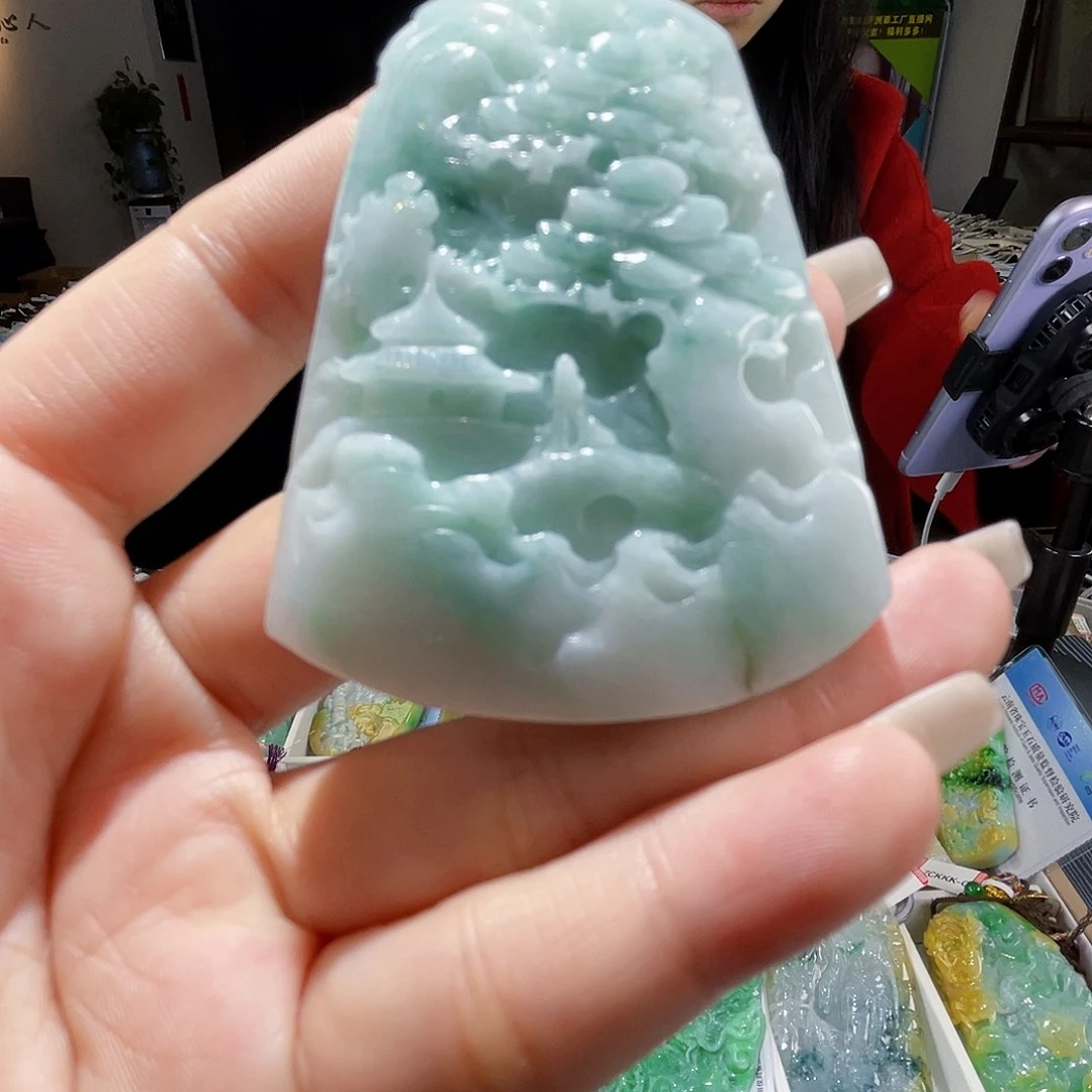 颈饰未镶嵌翡翠一