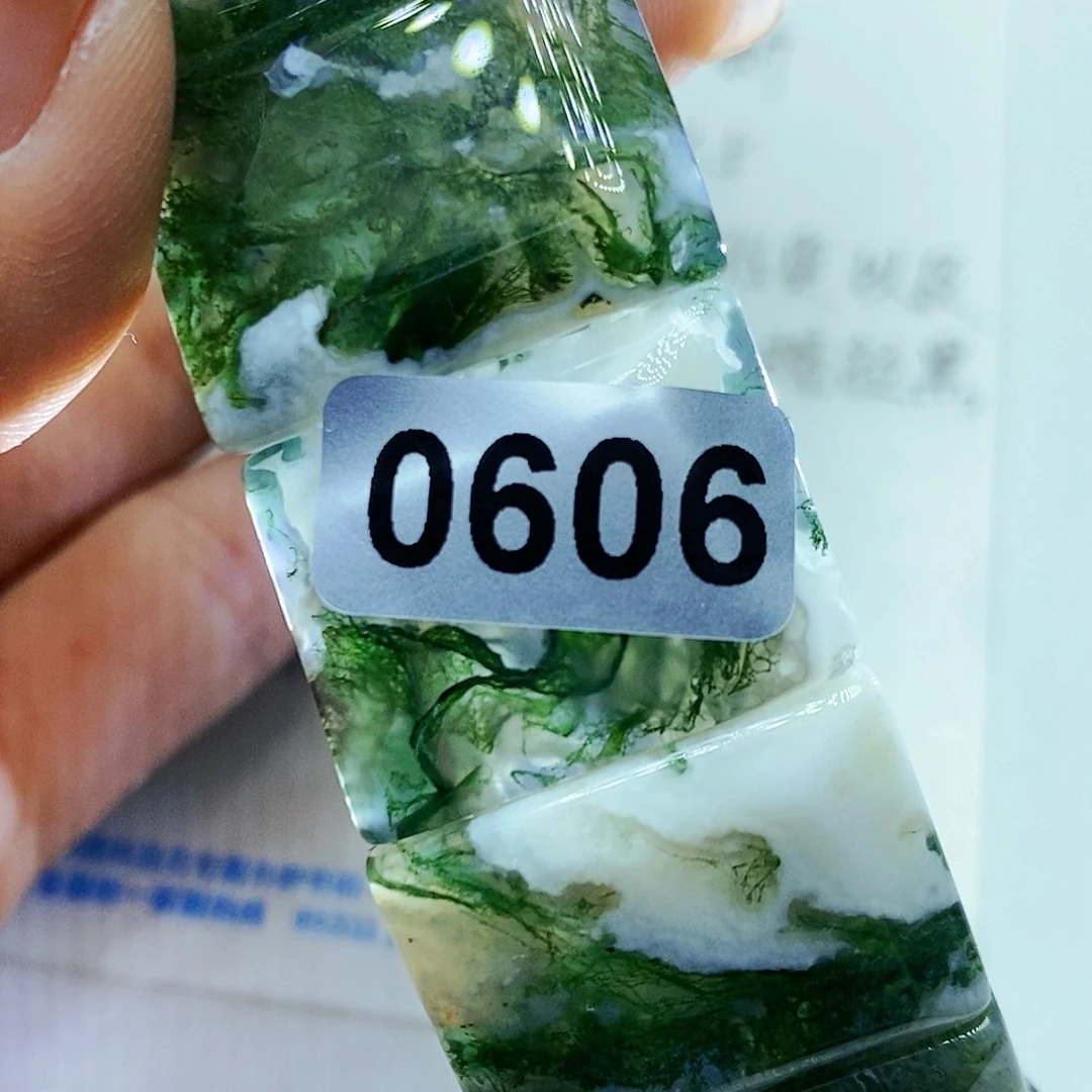 未镶嵌颈饰玛瑙/玉髓啊*