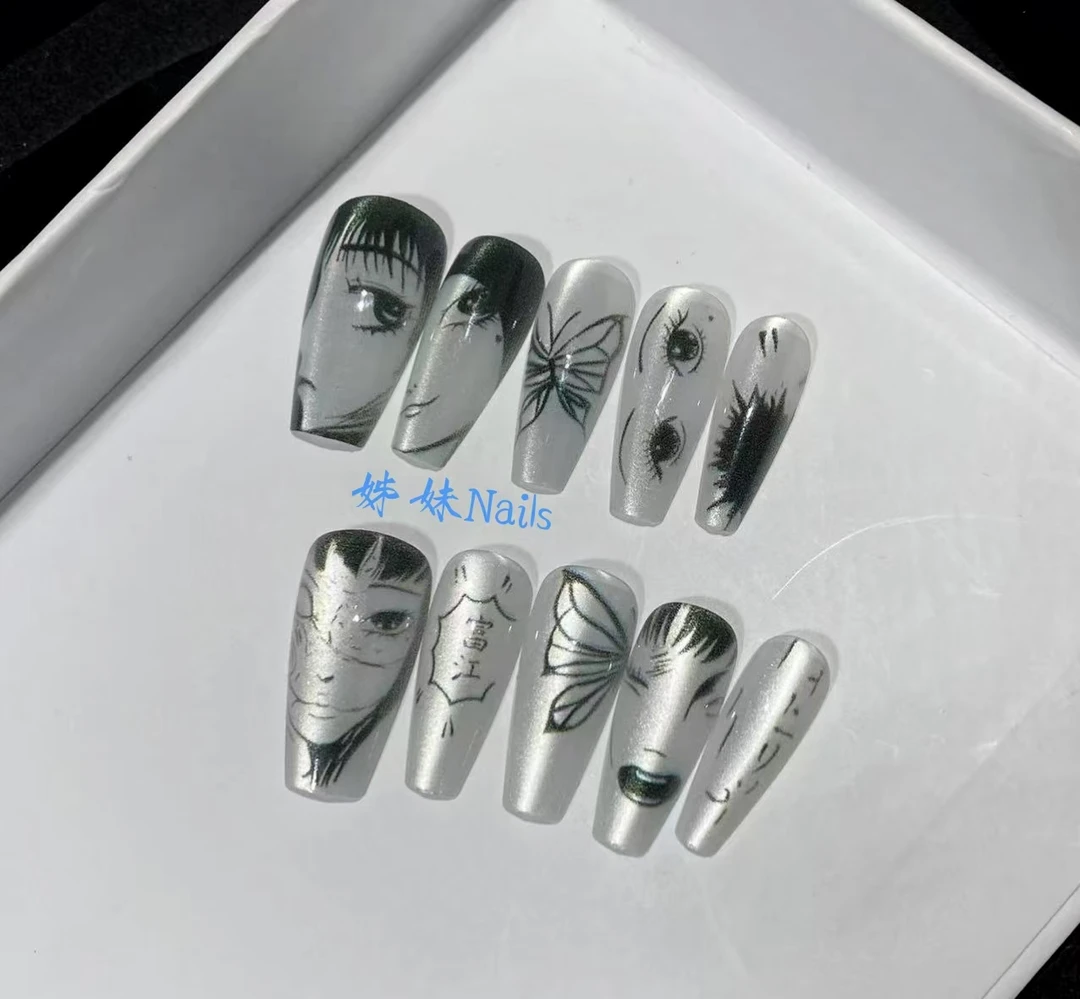 动漫风黑白手绘穿戴甲，蝴蝶与人物形象超吸睛