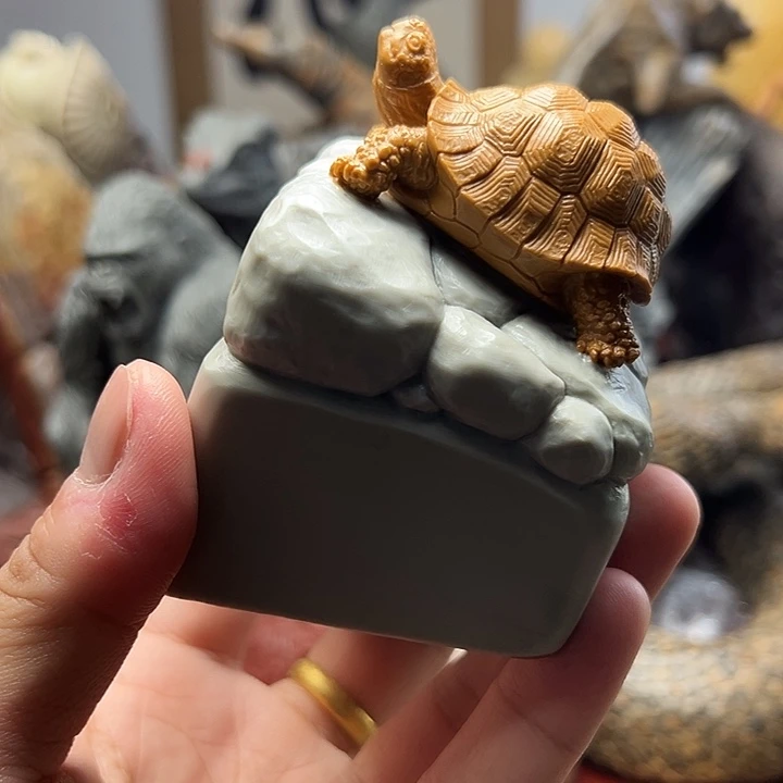 东北石松花石摆件