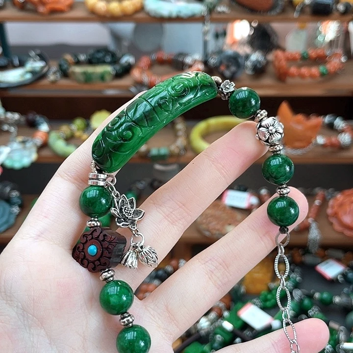 翡翠未镶嵌手链饰品