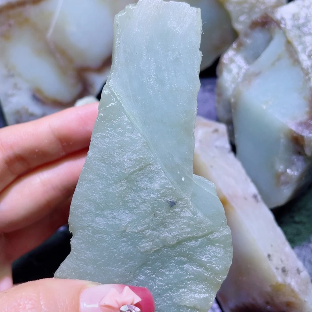 和田玉未镶嵌珠宝半成品