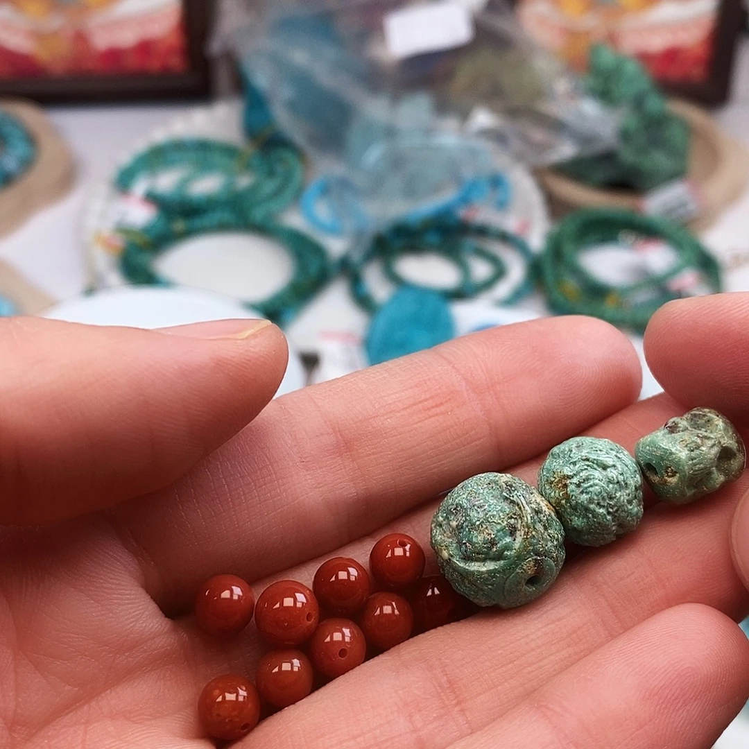 南红玛瑙未镶嵌珠宝奇石