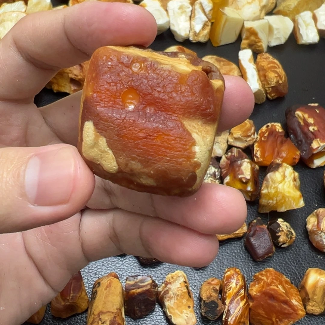 未镶嵌定制琥珀自**千蜜蜡