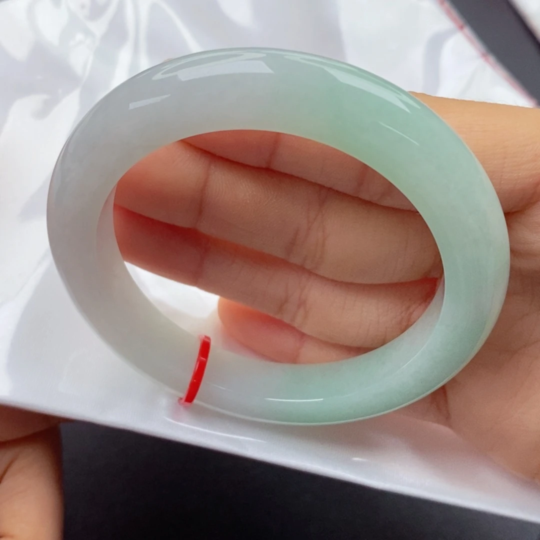 翡翠未镶嵌手镯5455圈