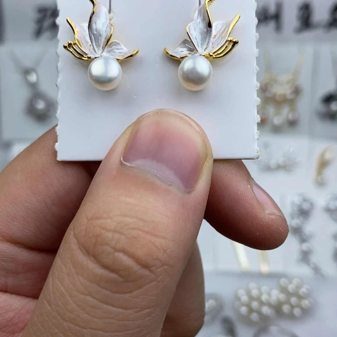 耳饰淡水珍珠未镶嵌