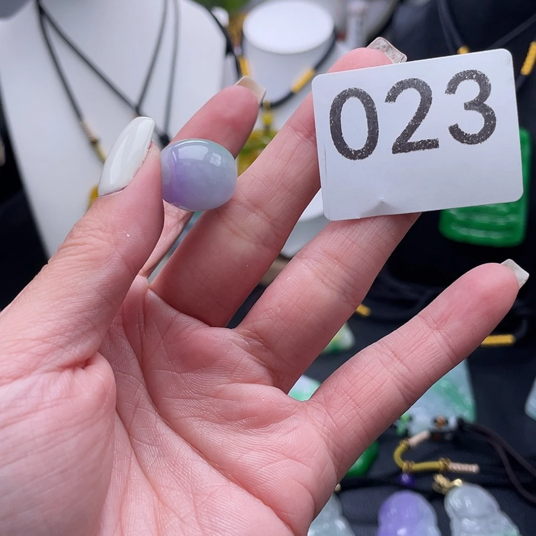 吊坠(赠链)未镶嵌翡翠