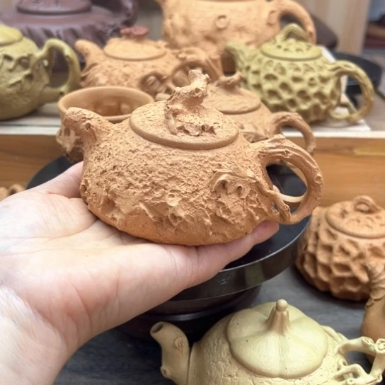 茶壶紫砂月*?全手工制作