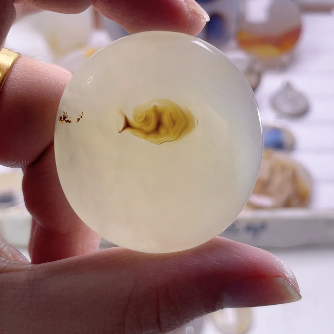 玛瑙/玉髓未镶嵌珠宝奇石